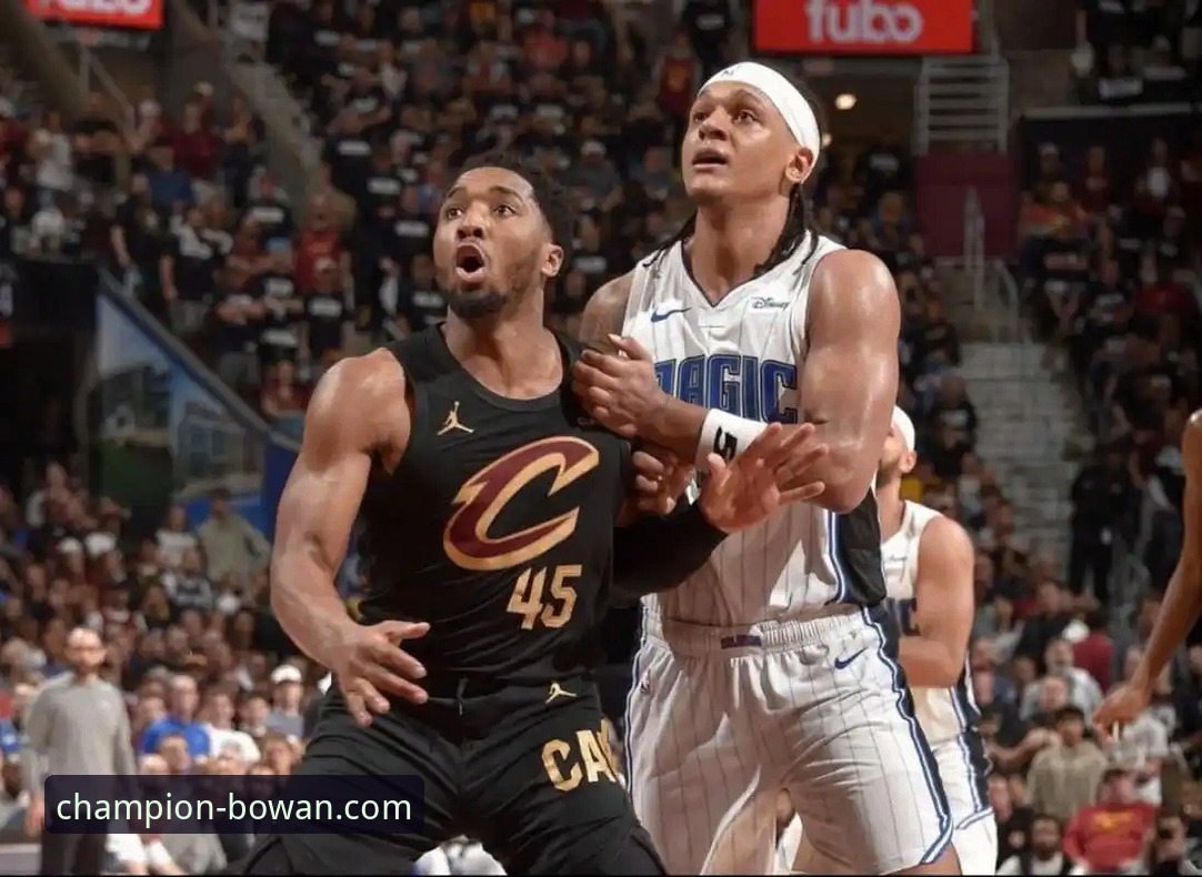 掌握球星爆发与团队协作的实用技巧：从骑士险胜魔术的经典战役说起